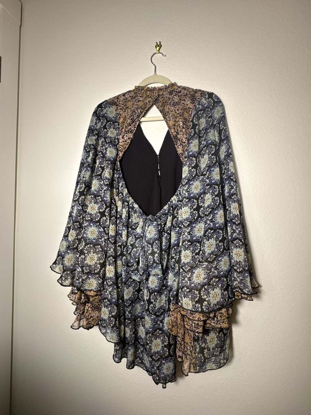 Free People - Picture 7 of 11